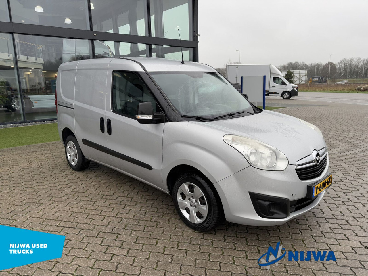 Opel COMBO Navigatie + Cruise control Kasten - Van kecil: gambar 2 Opel COMBO Navigatie + Cruise control Kasten - Van kecil: gambar 2