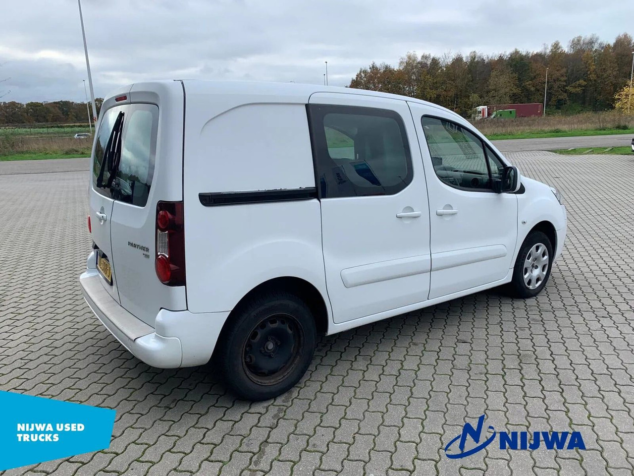 Peugeot Partner Navigatie + Airco Kasten - Van kecil: gambar 3 Peugeot Partner Navigatie + Airco Kasten - Van kecil: gambar 3