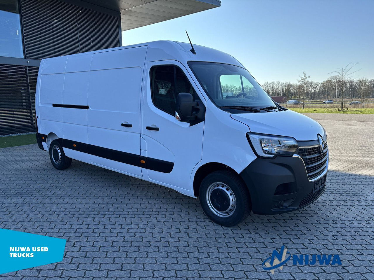 Renault Master 135 L3H2 Parkeersensoren + Cruise control - Van kecil: gambar 2 Renault Master 135 L3H2 Parkeersensoren + Cruise control - Van kecil: gambar 2