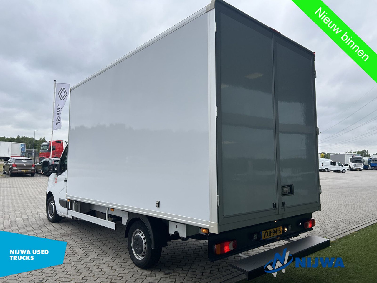 Renault Master T35 165 Navigatie + Achteruitrijcamera - Truk sasis: gambar 4 Renault Master T35 165 Navigatie + Achteruitrijcamera - Truk sasis: gambar 4