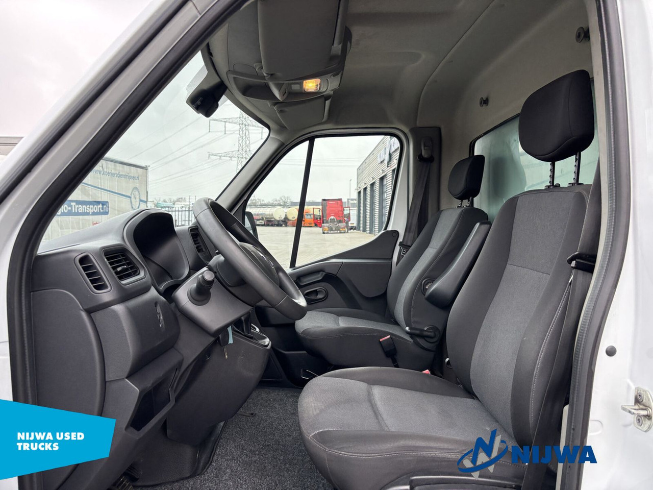 Renault Master T35 165 Navigatie + Zijdeur Kasten Renault Master T35 165 Navigatie + Zijdeur Kasten - Van panel: gambar 5 Renault Master T35 165 Navigatie + Zijdeur Kasten Renault Master T35 165 Navigatie + Zijdeur Kasten - Van panel: gambar 5