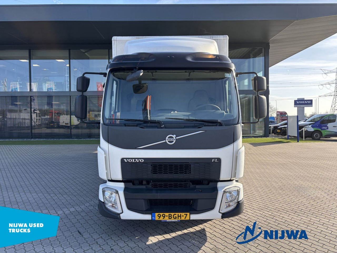 Volvo FL 210 4x2 Laadklep + Zijdeur - Truk box: gambar 5 Volvo FL 210 4x2 Laadklep + Zijdeur - Truk box: gambar 5