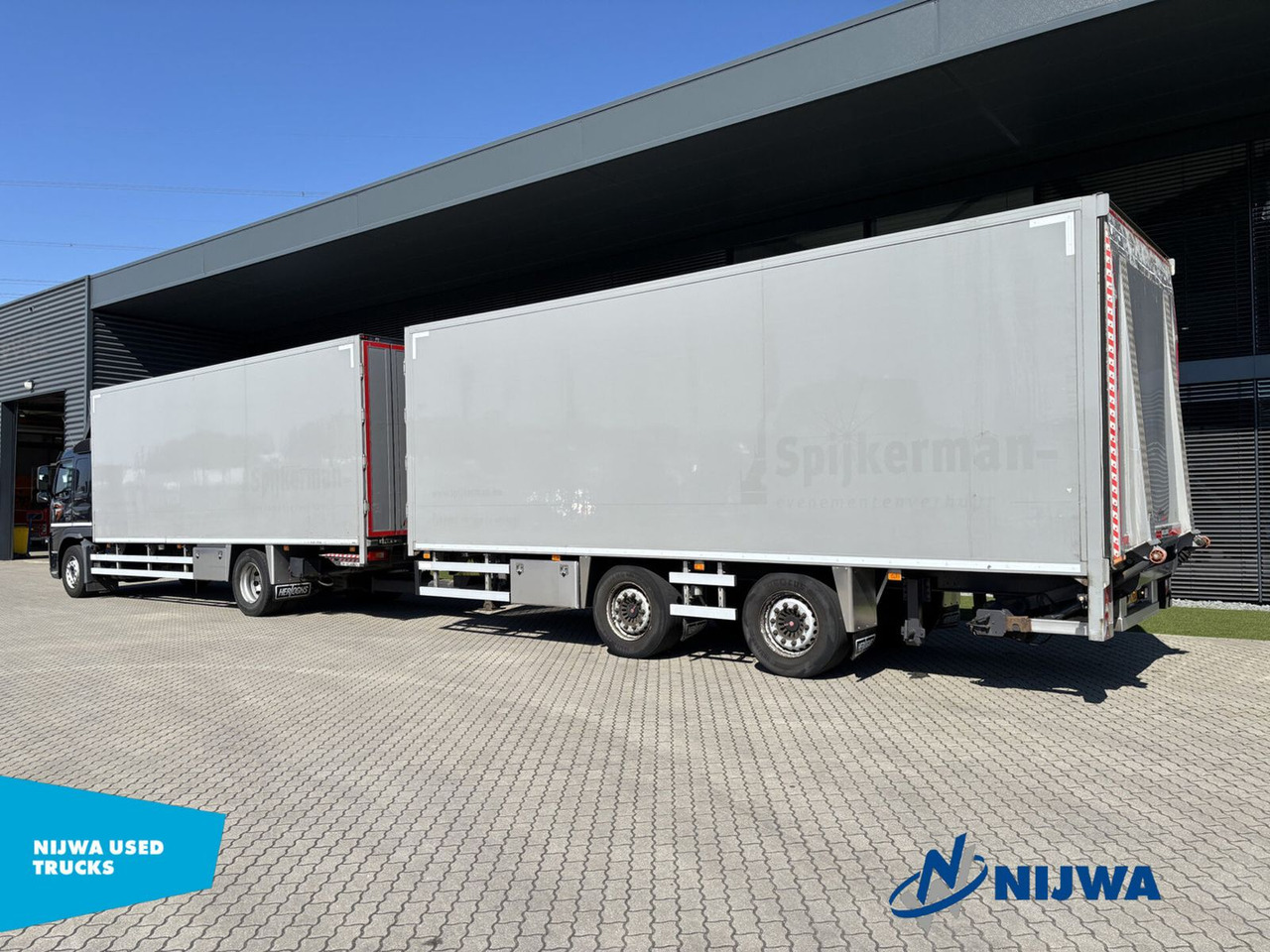 Volvo FM 330 4x2 I.C.M. HERTOGHS Aanhangwagen - Truk box: gambar 4 Volvo FM 330 4x2 I.C.M. HERTOGHS Aanhangwagen - Truk box: gambar 4