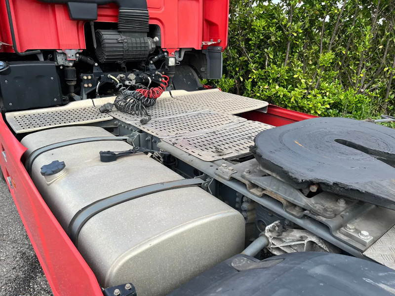 DAF CF 430 FT Euro6 Manual - Tractor head: gambar 4 DAF CF 430 FT Euro6 Manual - Tractor head: gambar 4