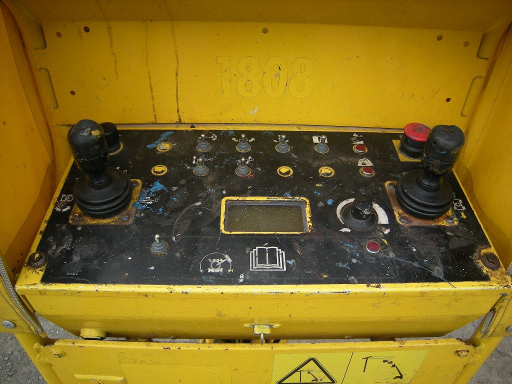 Platform udara yang dipasang di truk Genie Arbeitsbühne Genie Z 40/23NRJ, 12,5 m: gambar 18