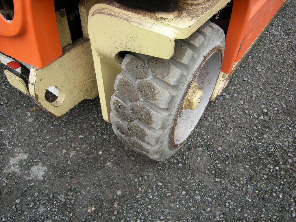 Platform udara yang dipasang di truk JLG Arbeitsbühne, JLG Toucan 1210, AH 12m: gambar 9