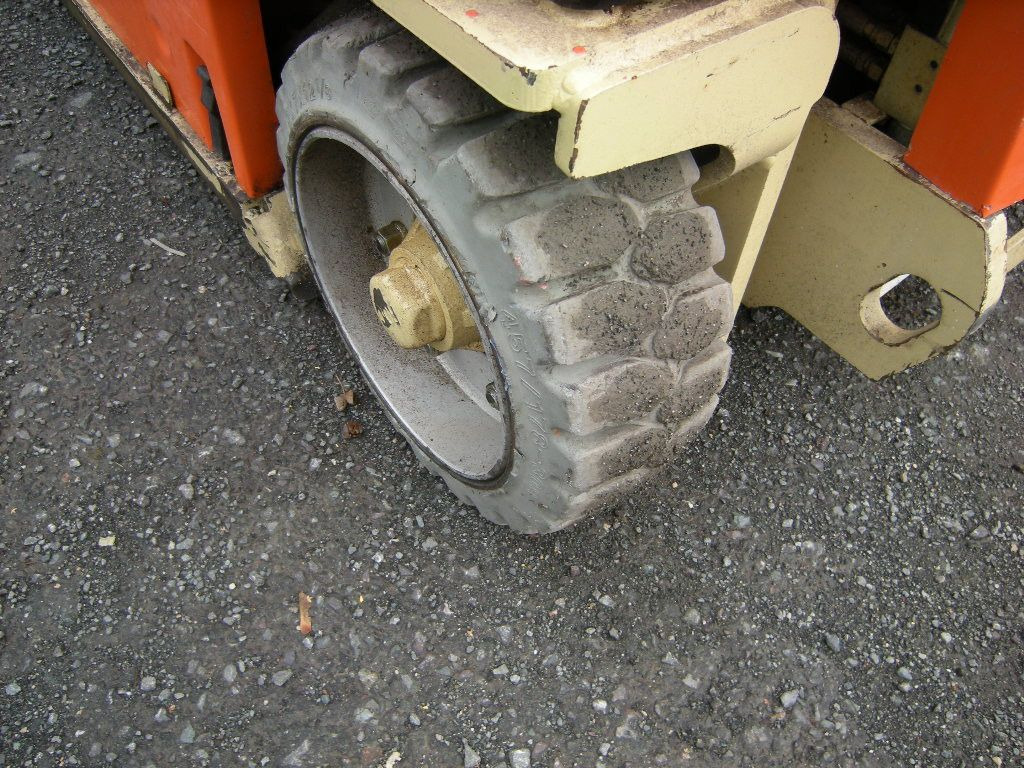 Platform udara yang dipasang di truk JLG Arbeitsbühne, JLG Toucan 1210, AH 12m: gambar 6