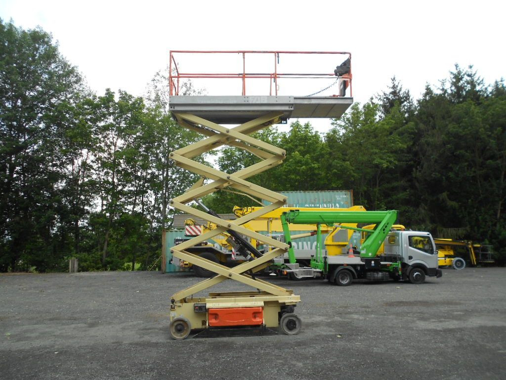 JLG JLG 3246, Scherenarbeitsbühne, 11,9 m - Scissor lifts: gambar 5 JLG JLG 3246, Scherenarbeitsbühne, 11,9 m - Scissor lifts: gambar 5