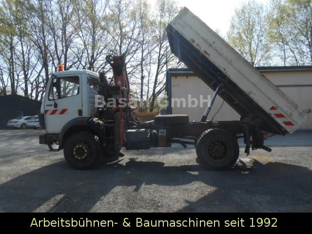Mercedes-Benz MB 1717 AK Kipper Allrad mit Kran Atlas 100.1 Mercedes-Benz MB 1717 AK Kipper Allrad mit Kran Atlas 100.1 - Truk jungkit, Truk derek: gambar 3 Mercedes-Benz MB 1717 AK Kipper Allrad mit Kran Atlas 100.1 Mercedes-Benz MB 1717 AK Kipper Allrad mit Kran Atlas 100.1 - Truk jungkit, Truk derek: gambar 3