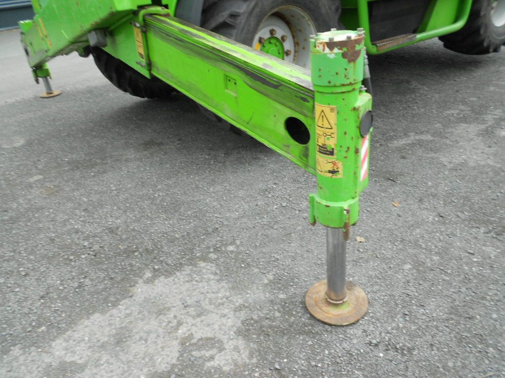 Leasing Merlo RT 4025 Roto 45.21 MCSS Merlo RT 4025 Roto 45.21 MCSS: gambar 7 Leasing Merlo RT 4025 Roto 45.21 MCSS Merlo RT 4025 Roto 45.21 MCSS: gambar 7