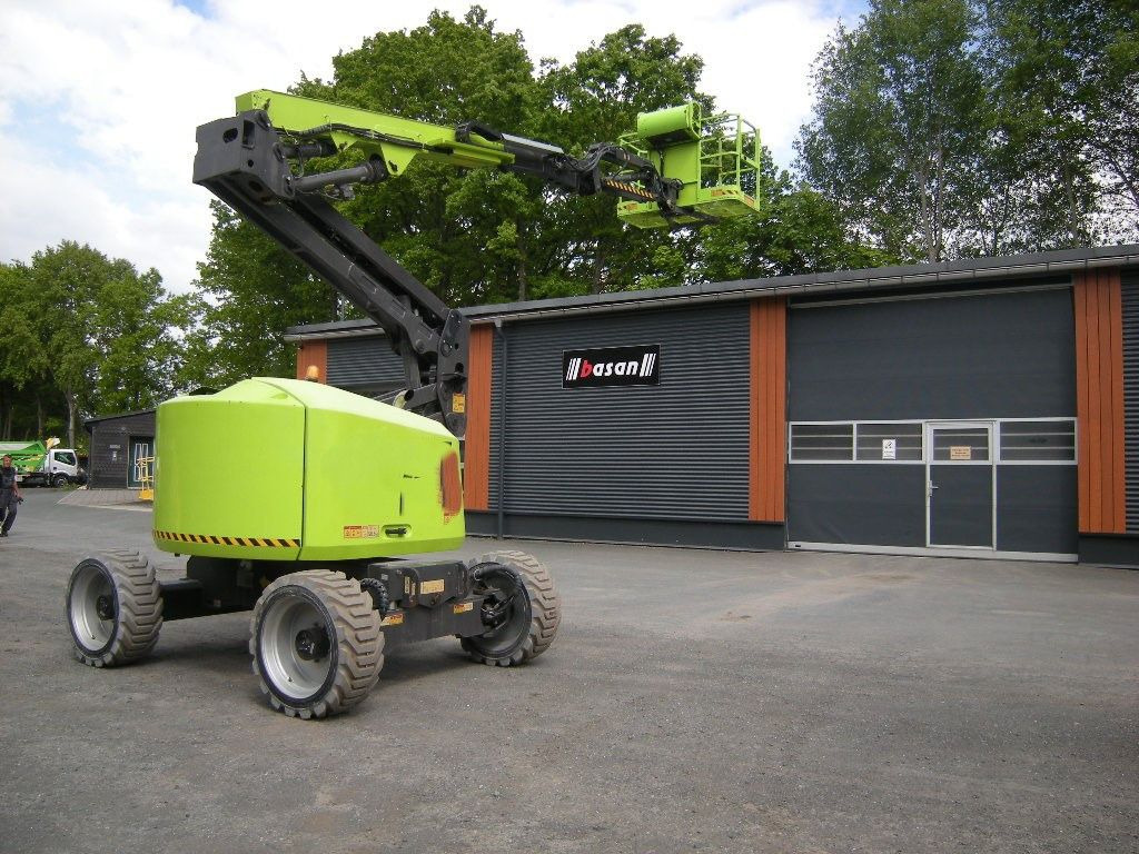 Zoomlion, Arbeitsbühne ZA14J , AH 16m - Platform udara yang dipasang di truk: gambar 1 Zoomlion, Arbeitsbühne ZA14J , AH 16m - Platform udara yang dipasang di truk: gambar 1