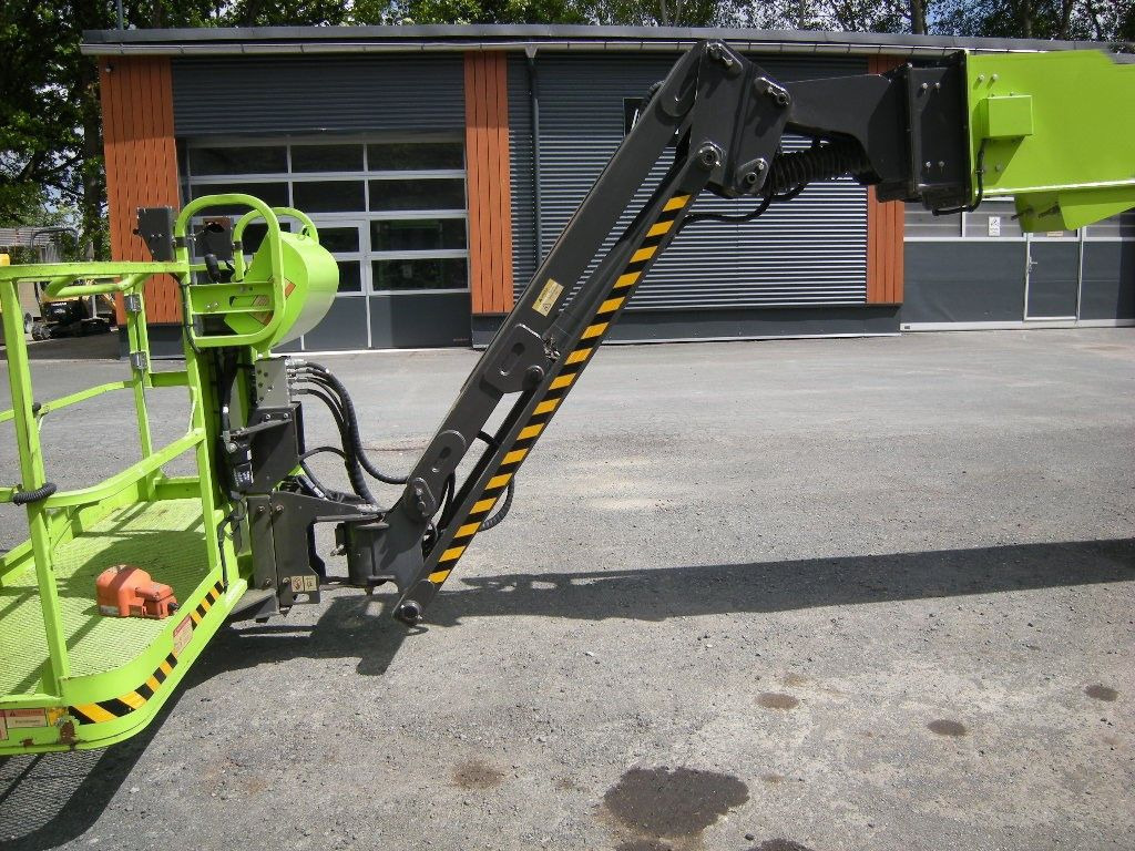 Platform udara yang dipasang di truk Zoomlion Arbeitsbühne ZT26JE Elektro , AH 28 m: gambar 21
