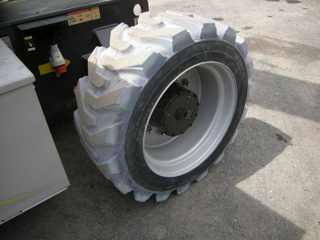 Platform udara yang dipasang di truk Zoomlion Arbeitsbühne ZT26JE Elektro , AH 28 m: gambar 9