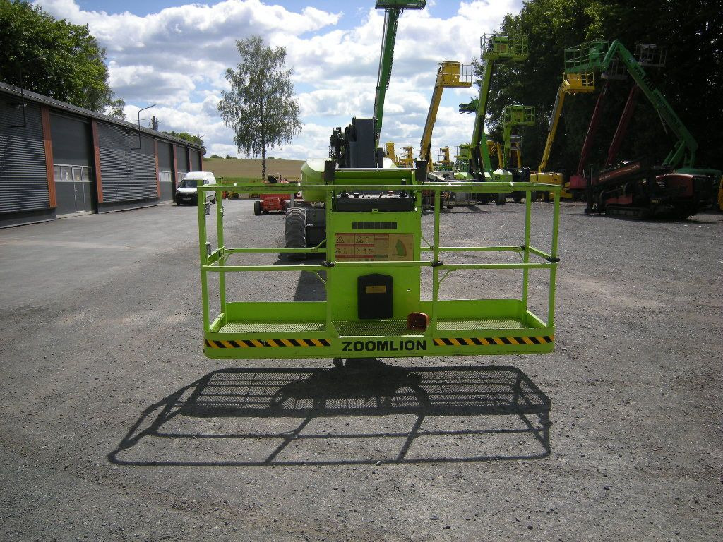 Platform udara yang dipasang di truk Zoomlion Arbeitsbühne ZT26JE Elektro , AH 28 m: gambar 15