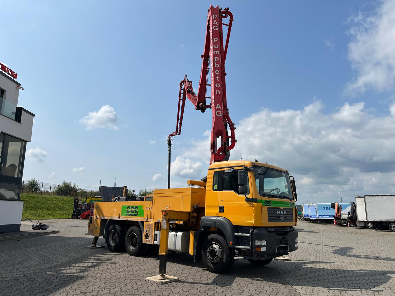MAN 26.360 6x4 Putzmeister 24 m Hallenpumpe - Truk pompa beton: gambar 5 MAN 26.360 6x4 Putzmeister 24 m Hallenpumpe - Truk pompa beton: gambar 5