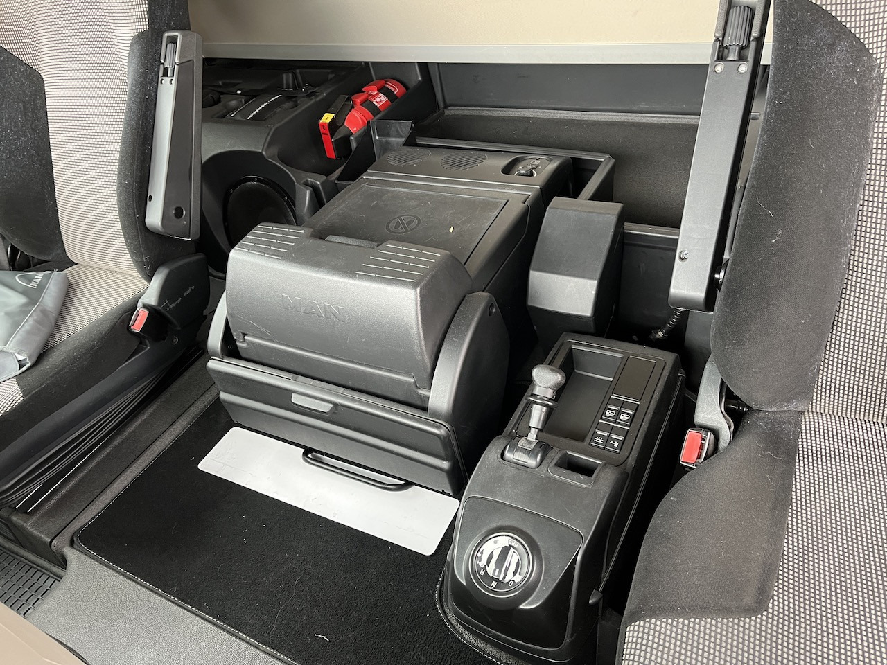 MAN TGX 26.500 6x2 Fahrgestell Lenk-Liftachse AHK - Truk sasis: gambar 3 MAN TGX 26.500 6x2 Fahrgestell Lenk-Liftachse AHK - Truk sasis: gambar 3