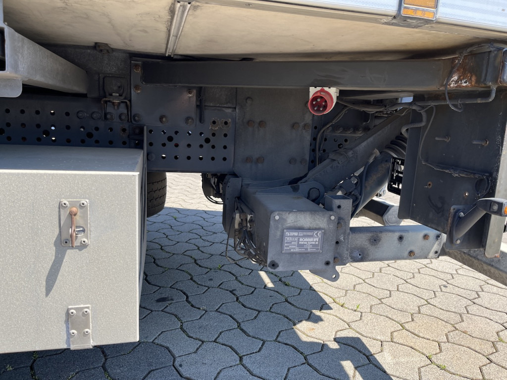 Mercedes-Benz Antos 1840 4x4 HAD LBW Kühlung Flüssigstickstoff - Truk berpendingin: gambar 5 Mercedes-Benz Antos 1840 4x4 HAD LBW Kühlung Flüssigstickstoff - Truk berpendingin: gambar 5