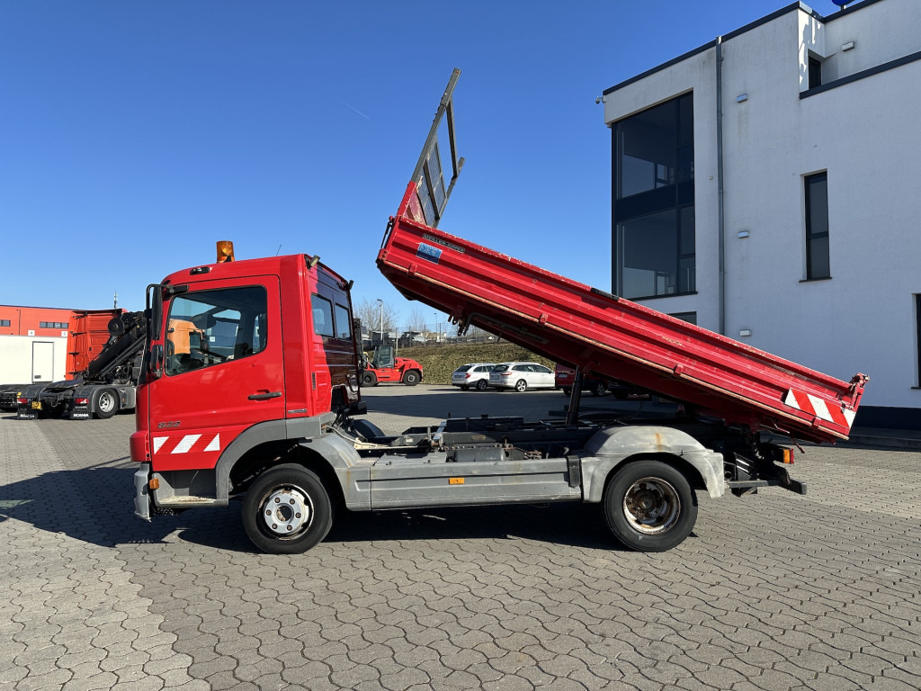Mercedes-Benz Atego 822 4x2 Meiller Dreiseitenkipper AHK - Truk jungkit: gambar 2 Mercedes-Benz Atego 822 4x2 Meiller Dreiseitenkipper AHK - Truk jungkit: gambar 2