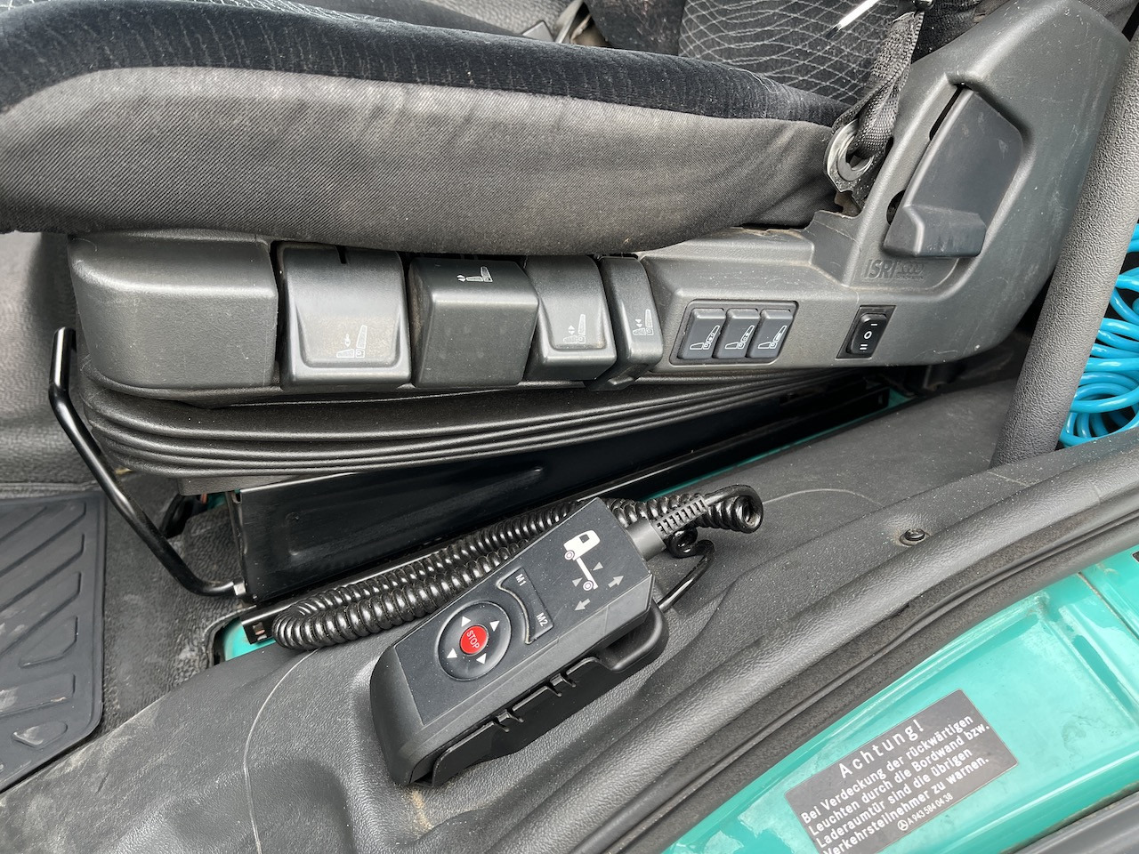 Mercedes-Benz Atego 823 4x2 AHK Hebezug Seilzug Brennholz - Van flatbed: gambar 4 Mercedes-Benz Atego 823 4x2 AHK Hebezug Seilzug Brennholz - Van flatbed: gambar 4