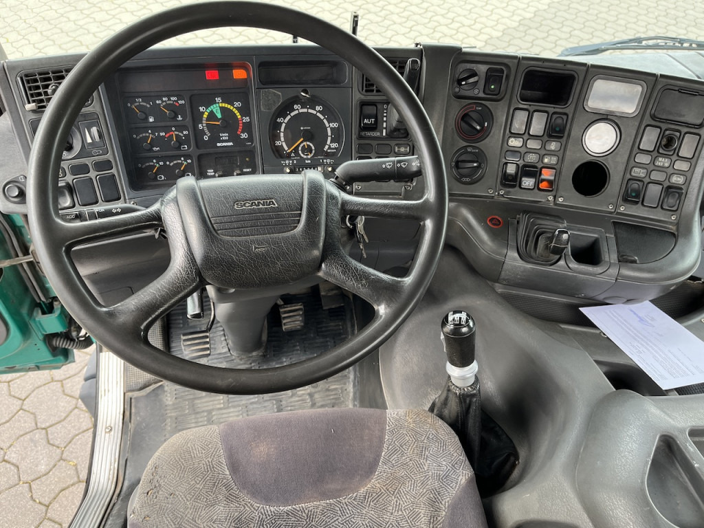 Scania P114 340 4x2 Trösch Absetzkipper Retarder AHK - Truk skip loader: gambar 2 Scania P114 340 4x2 Trösch Absetzkipper Retarder AHK - Truk skip loader: gambar 2