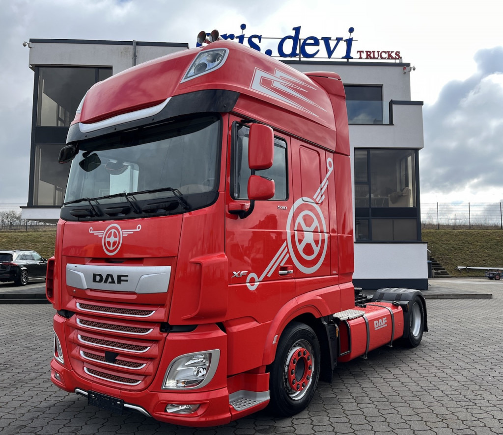 Daf XF 530 4x2 Low Liner Exclusive Line SZM - Tractor head: gambar 1 Daf XF 530 4x2 Low Liner Exclusive Line SZM - Tractor head: gambar 1