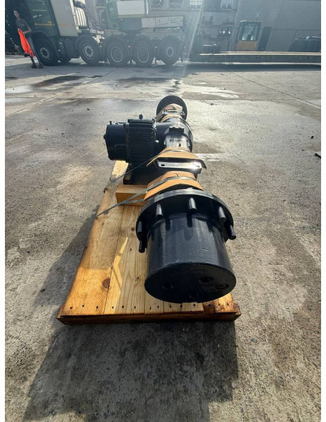 Komatsu PW140-7 REAR AXLE ASSEMBLY 20E-22-32000 - Poros dan bagian untuk Peralatan konstruksi: gambar 5 Komatsu PW140-7 REAR AXLE ASSEMBLY 20E-22-32000 - Poros dan bagian untuk Peralatan konstruksi: gambar 5