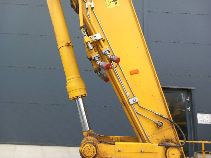 Komatsu PW180-11E0 - Ekskavator roda: gambar 5 Komatsu PW180-11E0 - Ekskavator roda: gambar 5