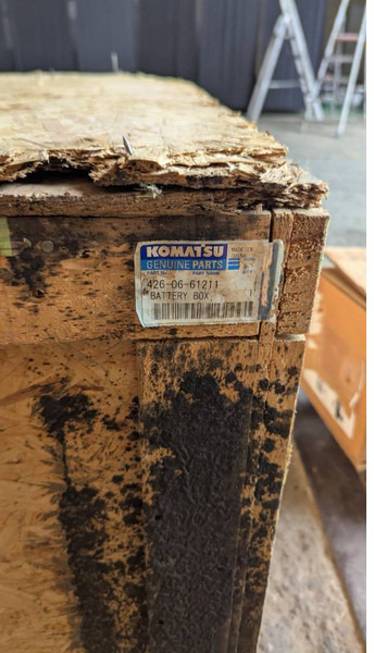 Komatsu WA600-8 BATTERY BOX 426-06-61211 - Bingkai/ Sasis untuk Peralatan konstruksi: gambar 3 Komatsu WA600-8 BATTERY BOX 426-06-61211 - Bingkai/ Sasis untuk Peralatan konstruksi: gambar 3
