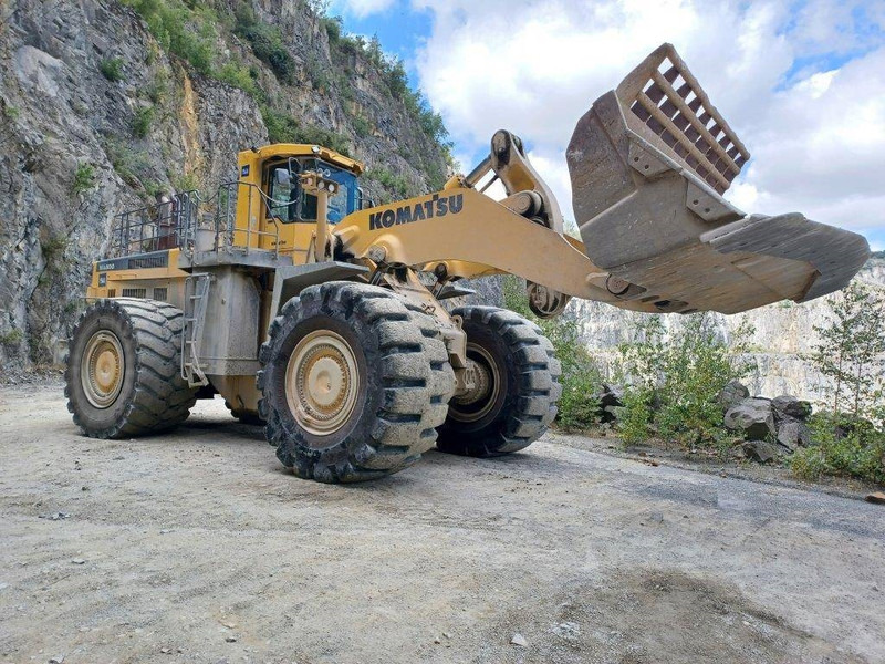 Komatsu WA800-3 - Wheel loader: gambar 2 Komatsu WA800-3 - Wheel loader: gambar 2