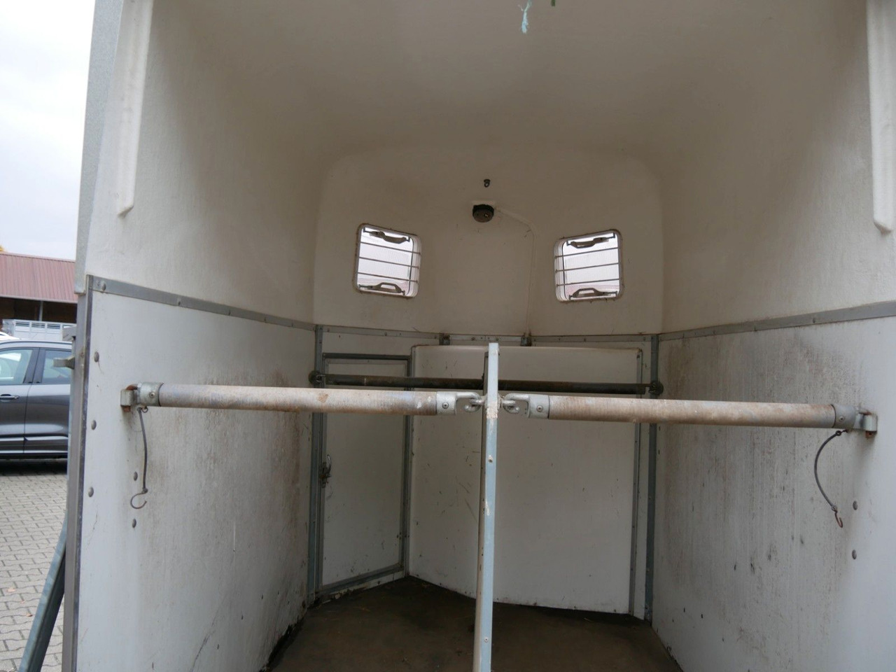 Böckmann Duo Esprit mit Sattelkammer - Trailer pengangkut hewan: gambar 5 Böckmann Duo Esprit mit Sattelkammer - Trailer pengangkut hewan: gambar 5