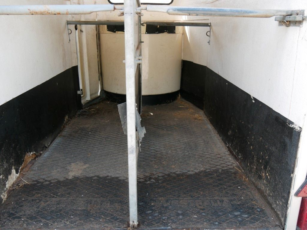 Westfalia Vollpoly 2 Pferde mit Sattelkammer - Trailer pengangkut kuda: gambar 4 Westfalia Vollpoly 2 Pferde mit Sattelkammer - Trailer pengangkut kuda: gambar 4