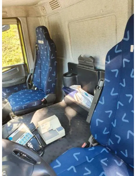 Truk sampah baru Iveco 260S 42 WAAGE 5 m³ Zöller Medium XXL 24 Umleerer: gambar 18 Truk sampah baru Iveco 260S 42 WAAGE 5 m³ Zöller Medium XXL 24 Umleerer: gambar 18