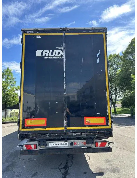 Kögel MEGA Tautliner mit ROLLENBETT Flughafentr. MEGA Tautliner mit ROLLENBETT Flughafentr. - Semi-trailer kotak tertutup: gambar 4 Kögel MEGA Tautliner mit ROLLENBETT Flughafentr. MEGA Tautliner mit ROLLENBETT Flughafentr. - Semi-trailer kotak tertutup: gambar 4