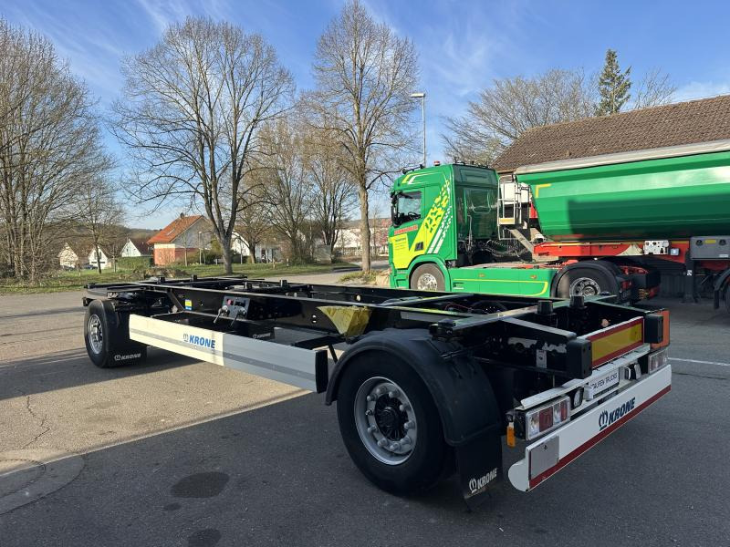 Krone 10 x Jumbo Lafette deutsche Anh. TÜV NEU! 10 x Jumbo Lafette deutsche Anh. TÜV NEU! - Trailer pengangkut mobil: gambar 3 Krone 10 x Jumbo Lafette deutsche Anh. TÜV NEU! 10 x Jumbo Lafette deutsche Anh. TÜV NEU! - Trailer pengangkut mobil: gambar 3