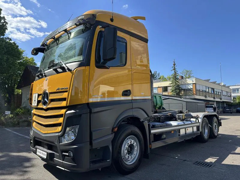 Mercedes-Benz Actros 2546 6x2 2646 Lenk/Lift MEILLER 2170 Intarder - Pengangkut kontainer/ Container truck, Truk derek: gambar 2 Mercedes-Benz Actros 2546 6x2 2646 Lenk/Lift MEILLER 2170 Intarder - Pengangkut kontainer/ Container truck, Truk derek: gambar 2