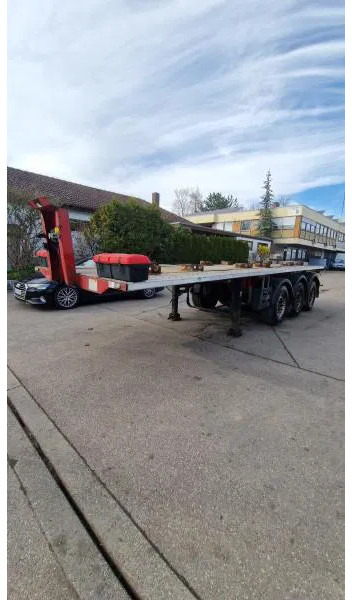 Schwarzmüller kurzes 3- Achs Chassis ADR für Chemie Spezialbehäl kurzes 3- Achs Chassis ADR für Chemie Spezialbehälter - Semi-trailer pengangkut mobil: gambar 2 Schwarzmüller kurzes 3- Achs Chassis ADR für Chemie Spezialbehäl kurzes 3- Achs Chassis ADR für Chemie Spezialbehälter - Semi-trailer pengangkut mobil: gambar 2