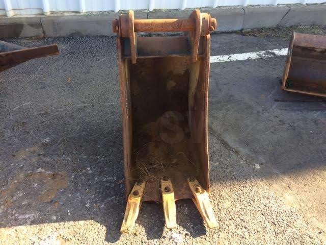 CATERPILLAR 415mm - Type Tractopelle - Ember ekskavator: gambar 3 CATERPILLAR 415mm - Type Tractopelle - Ember ekskavator: gambar 3