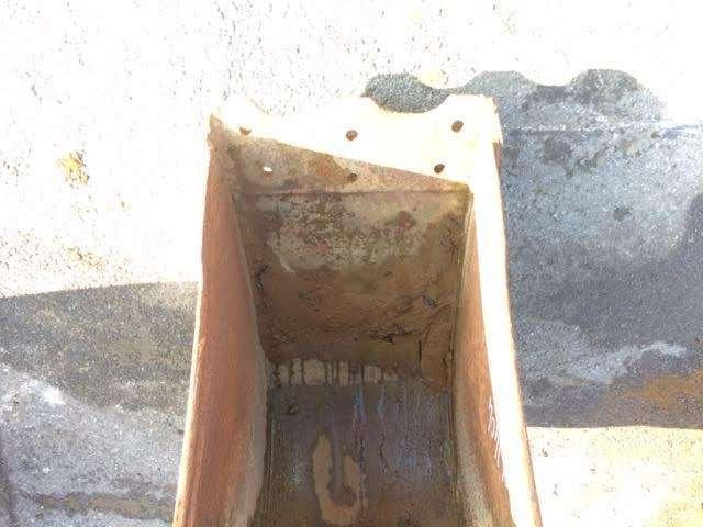 CATERPILLAR 430mm - Type Tractopelle - Ember ekskavator: gambar 2 CATERPILLAR 430mm - Type Tractopelle - Ember ekskavator: gambar 2