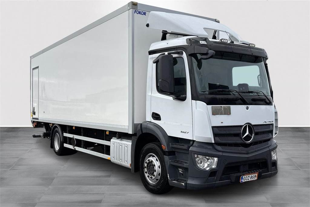 Mercedes-Benz ACTROS 1827 5 KSA-kori +PL - Truk box: gambar 4 Mercedes-Benz ACTROS 1827 5 KSA-kori +PL - Truk box: gambar 4