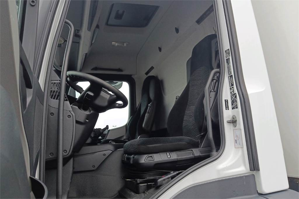 Interior photo 2: Truk box Mercedes-Benz ANTOS 1827L Ksa-kori + PL