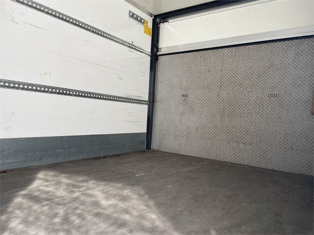 Mercedes-Benz ATEGO 1223L - Truk box: gambar 5 Mercedes-Benz ATEGO 1223L - Truk box: gambar 5