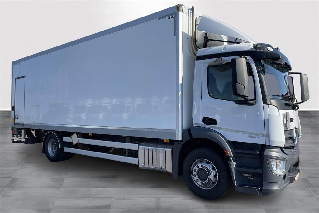 Mercedes-Benz Actros 1827 4x2 8,7m umpikori+PL nostin - Truk box: gambar 2 Mercedes-Benz Actros 1827 4x2 8,7m umpikori+PL nostin - Truk box: gambar 2