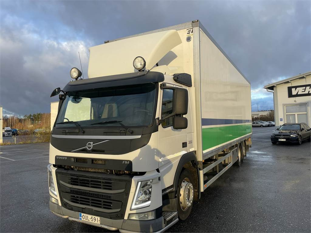 Volvo FM 330 - Truk isotermal: gambar 1 Volvo FM 330 - Truk isotermal: gambar 1
