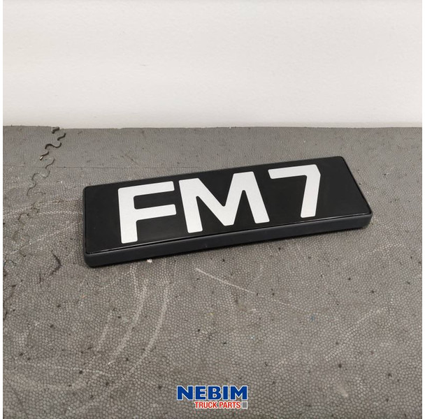 Volvo Volvo - 20360070 - Embleem FM7 - Suku cadang untuk Truk: gambar 1 Volvo Volvo - 20360070 - Embleem FM7 - Suku cadang untuk Truk: gambar 1
