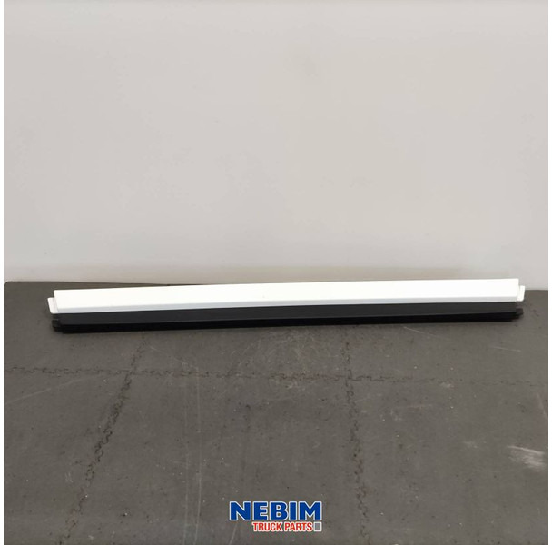 Volvo Volvo - 84173254 - Bumperspoiler midden - Suku cadang untuk Truk: gambar 1 Volvo Volvo - 84173254 - Bumperspoiler midden - Suku cadang untuk Truk: gambar 1