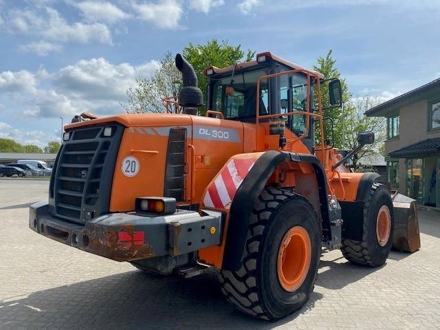 Doosan DL 300-3 (12005349) - Wheel loader: gambar 5 Doosan DL 300-3 (12005349) - Wheel loader: gambar 5