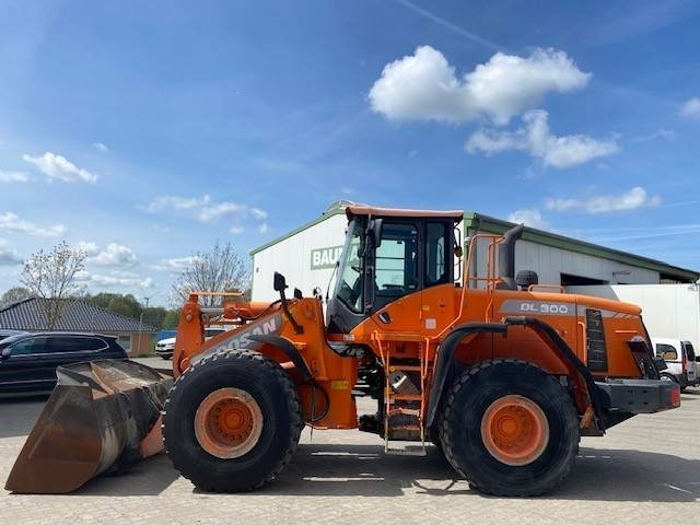 Doosan DL 300-3 (12005349) - Wheel loader: gambar 2 Doosan DL 300-3 (12005349) - Wheel loader: gambar 2