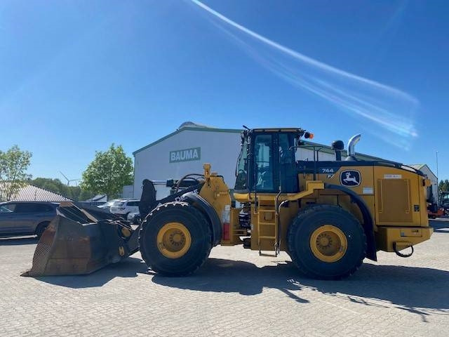 John Deere 744 P MIETE / RENTAL (12002124) - Wheel loader: gambar 2 John Deere 744 P MIETE / RENTAL (12002124) - Wheel loader: gambar 2