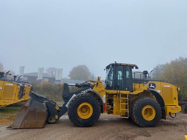 John Deere 744 P MIETE / RENTAL (12002124) - Wheel loader: gambar 2 John Deere 744 P MIETE / RENTAL (12002124) - Wheel loader: gambar 2