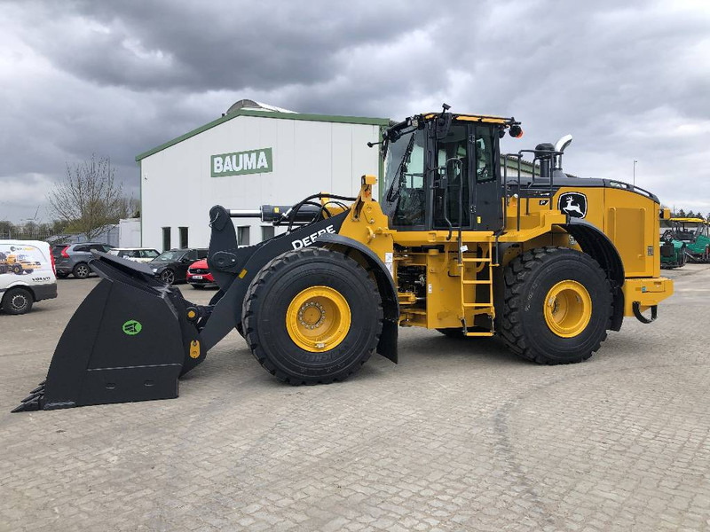 John Deere 744 P MIETE / RENTAL (12002126) - Wheel loader: gambar 1 John Deere 744 P MIETE / RENTAL (12002126) - Wheel loader: gambar 1
